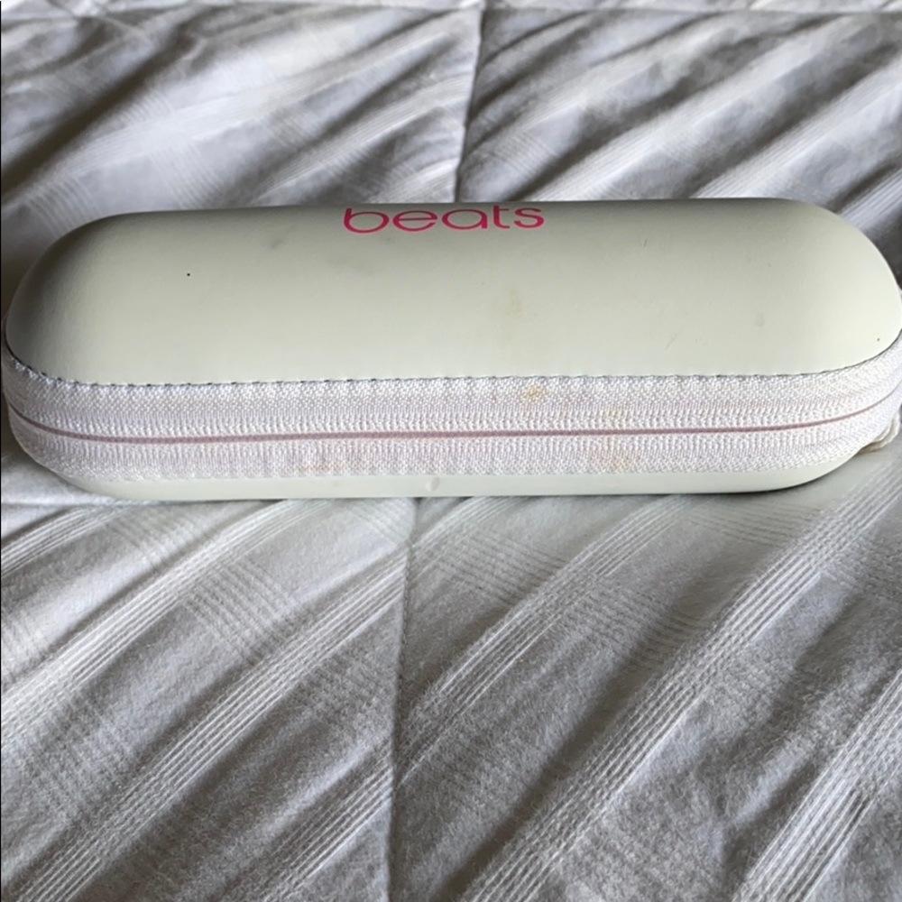 Beats by Dre. Pill speaker - Picture 5 of 6